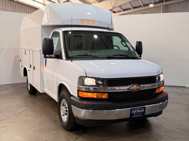 2025 Chevrolet Express Cutaway Work Van