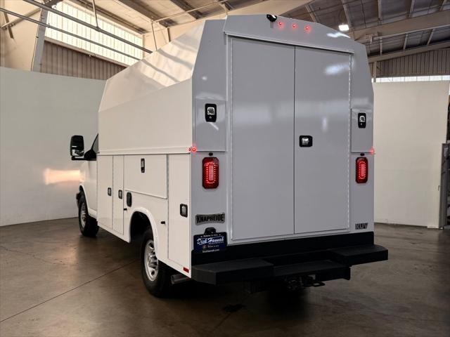 2025 Chevrolet Express Cutaway Work Van
