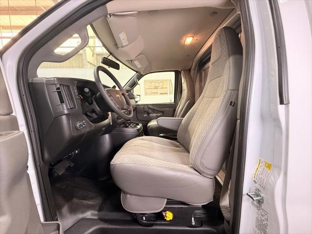 2025 Chevrolet Express Cutaway Work Van