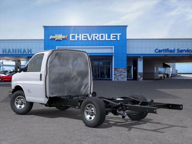 2025 Chevrolet Express Cutaway Work Van