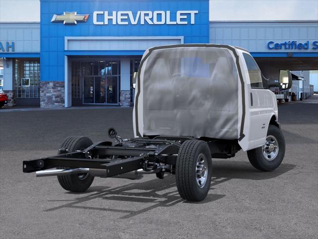 2025 Chevrolet Express Cutaway Work Van
