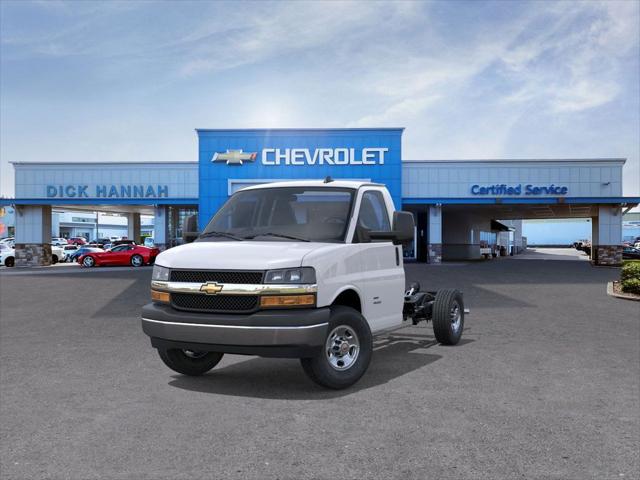 2025 Chevrolet Express Cutaway Work Van