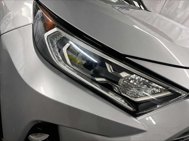 2019 Toyota RAV4 Hybrid XSE