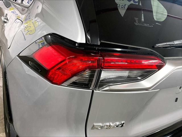 2019 Toyota RAV4 Hybrid XSE