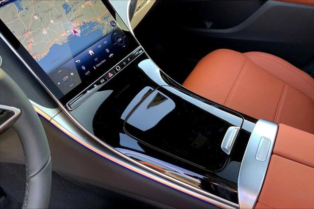 2025 Mercedes-Benz GLC 350e 4MATIC