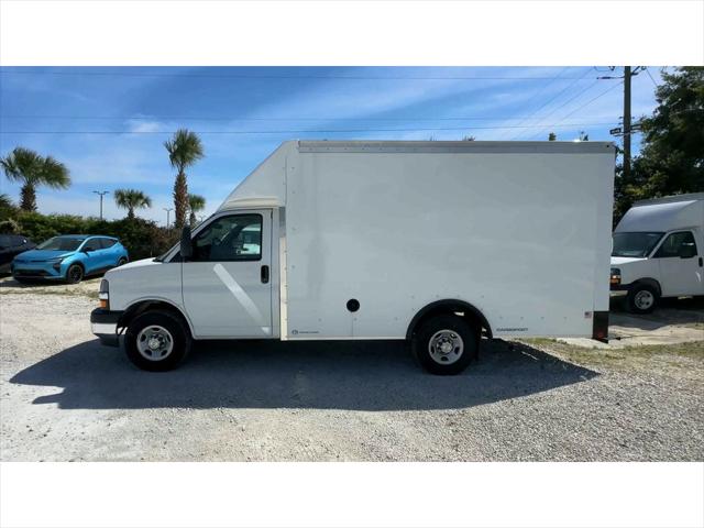 2025 Chevrolet Express Cutaway Work Van