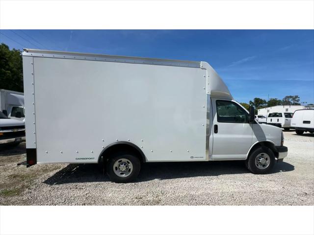 2025 Chevrolet Express Cutaway Work Van