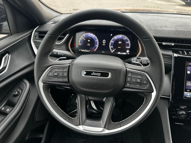 2025 Jeep Grand Cherokee GRAND CHEROKEE L ALTITUDE 4X4 2025 Jeep Grand Cherokee GRAND CHEROKEE L ALTITUDE 4X4