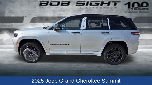 2025 Jeep Grand Cherokee GRAND CHEROKEE SUMMIT 4X4