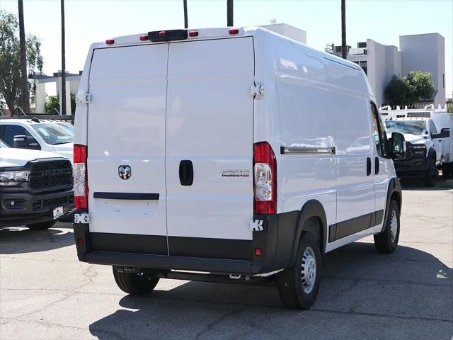2026 RAM ProMaster 2500 RAM PROMASTER 2500 TRADESMAN CARGO VAN HIGH ROOF 136 WB