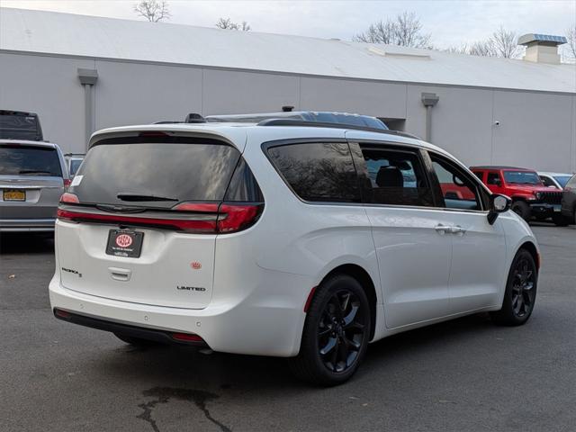 2026 Chrysler Pacifica PACIFICA LIMITED