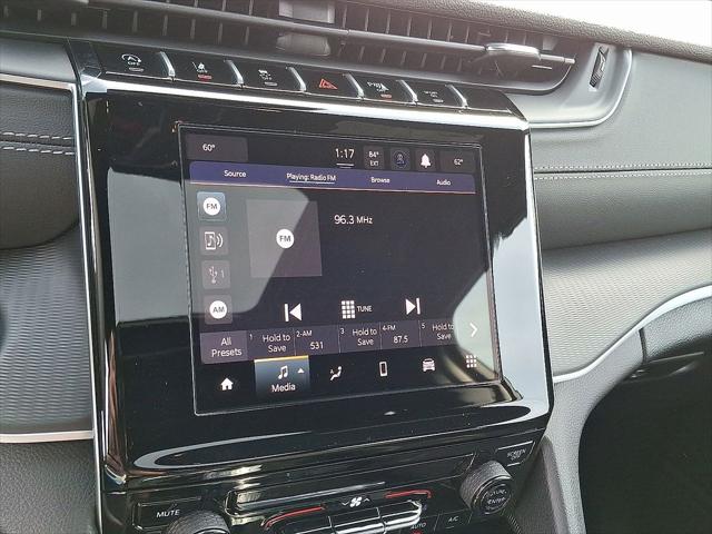 2025 Jeep Grand Cherokee GRAND CHEROKEE LAREDO X 4X4