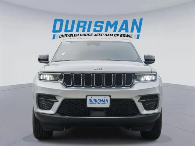 2025 Jeep Grand Cherokee GRAND CHEROKEE LAREDO X 4X4