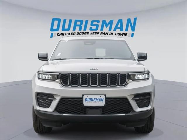 2025 Jeep Grand Cherokee GRAND CHEROKEE LAREDO X 4X4