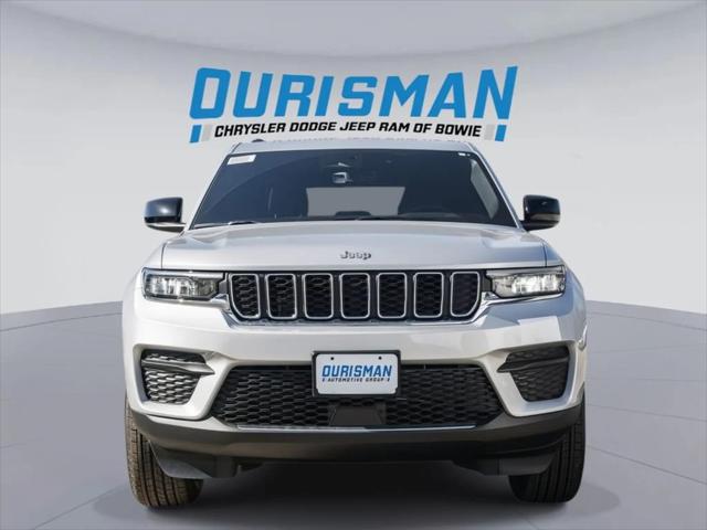 2025 Jeep Grand Cherokee GRAND CHEROKEE LAREDO X 4X4 2025 Jeep Grand Cherokee GRAND CHEROKEE LAREDO X 4X4