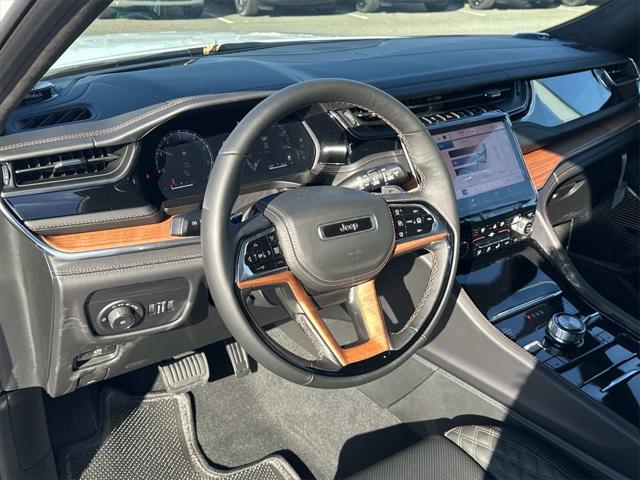 2025 Jeep Grand Cherokee GRAND CHEROKEE L SUMMIT RESERVE 4X4 2025 Jeep Grand Cherokee GRAND CHEROKEE L SUMMIT RESERVE 4X4