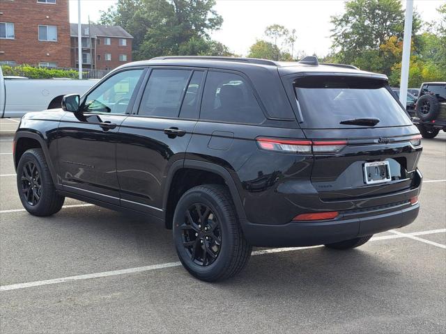 2025 Jeep Grand Cherokee GRAND CHEROKEE ALTITUDE X 4X4