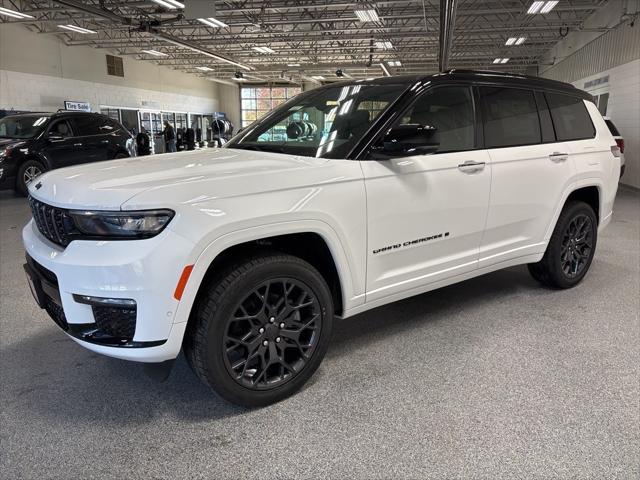 2025 Jeep Grand Cherokee GRAND CHEROKEE L SUMMIT 4X4