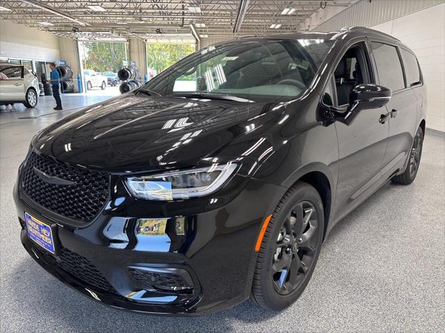 2026 Chrysler Pacifica PACIFICA LIMITED