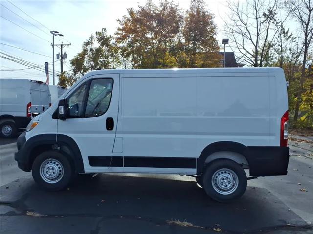 2026 Ram ProMaster Cargo Van Tradesman Low Roof 118" WB w/Pass Seat