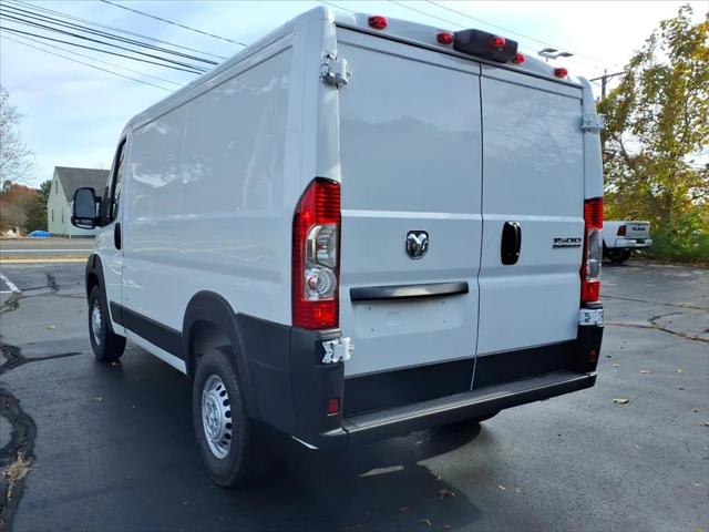2026 Ram ProMaster Cargo Van Tradesman Low Roof 118" WB w/Pass Seat