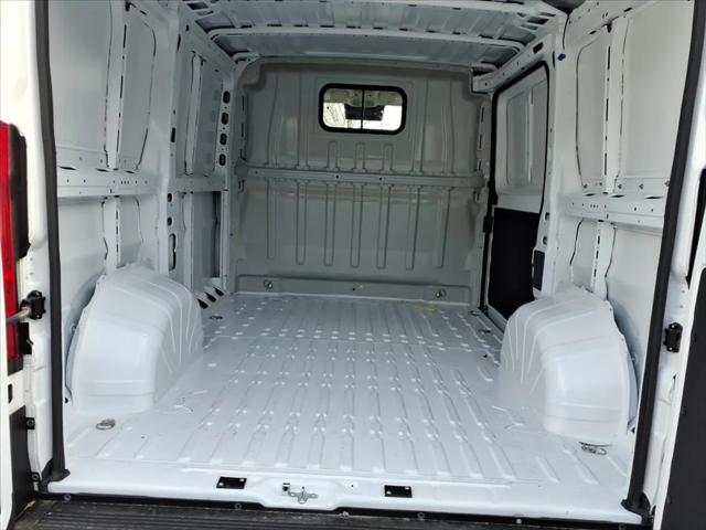 2026 Ram ProMaster Cargo Van Tradesman Low Roof 118" WB w/Pass Seat