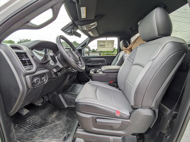 2026 RAM Ram 5500 Chassis Cab RAM 5500 TRADESMAN CHASSIS REGULAR CAB 4X4 120 CA 2026 RAM Ram 5500 Chassis Cab RAM 5500 TRADESMAN CHASSIS REGULAR CAB 4X4 120 CA