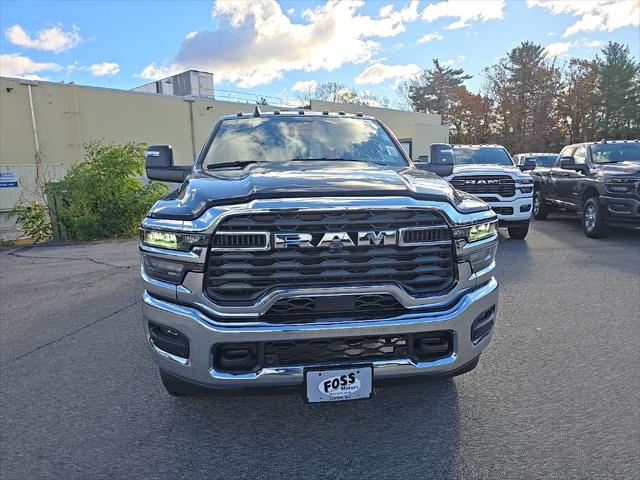 2026 RAM Ram 3500 RAM 3500 TRADESMAN CREW CAB 4X4 64 BOX