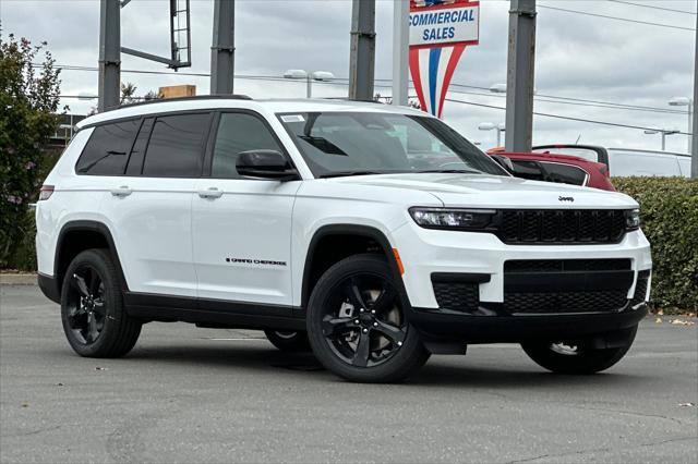 2025 Jeep Grand Cherokee GRAND CHEROKEE L ALTITUDE 4X4 2025 Jeep Grand Cherokee GRAND CHEROKEE L ALTITUDE 4X4