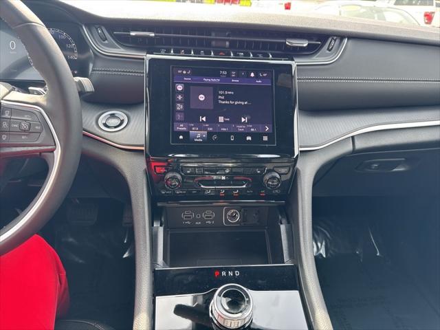 2025 Jeep Grand Cherokee GRAND CHEROKEE L ALTITUDE X 4X4 2025 Jeep Grand Cherokee GRAND CHEROKEE L ALTITUDE X 4X4