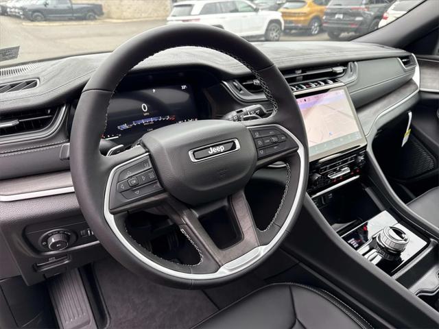 2025 Jeep Grand Cherokee GRAND CHEROKEE L LIMITED 4X4 2025 Jeep Grand Cherokee GRAND CHEROKEE L LIMITED 4X4