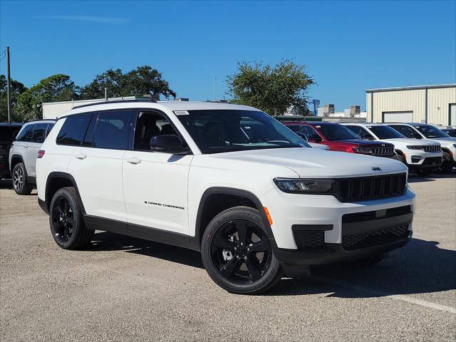 2025 Jeep Grand Cherokee GRAND CHEROKEE L ALTITUDE 4X4