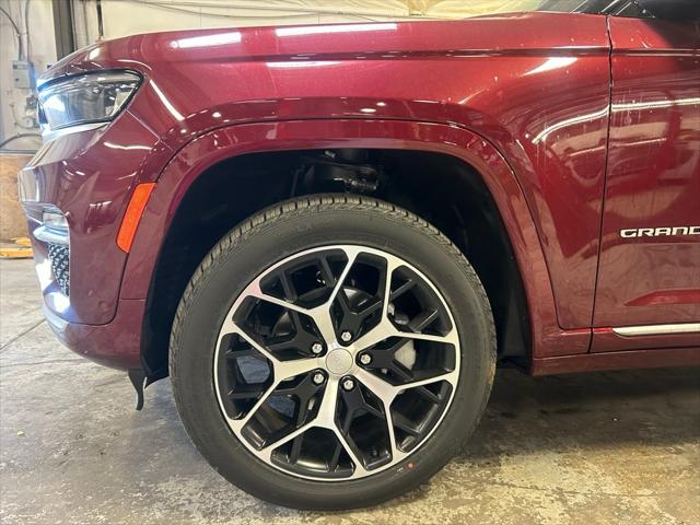 2025 Jeep Grand Cherokee GRAND CHEROKEE SUMMIT RESERVE 4X4 2025 Jeep Grand Cherokee GRAND CHEROKEE SUMMIT RESERVE 4X4