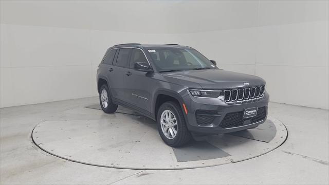 2025 Jeep Grand Cherokee GRAND CHEROKEE LAREDO X 4X4