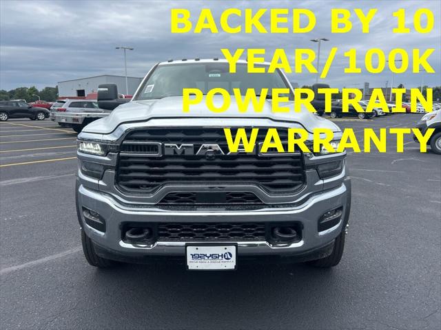 2026 RAM Ram 5500 Chassis Cab RAM 5500 TRADESMAN CHASSIS CREW CAB 4X4 84 CA