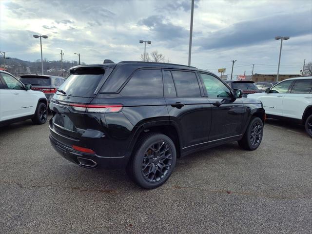 2025 Jeep Grand Cherokee GRAND CHEROKEE SUMMIT 4X4