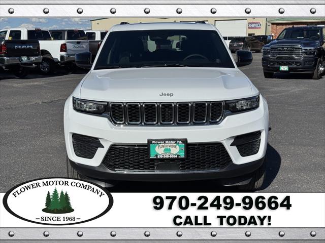 2025 Jeep Grand Cherokee GRAND CHEROKEE LAREDO X 4X4 2025 Jeep Grand Cherokee GRAND CHEROKEE LAREDO X 4X4