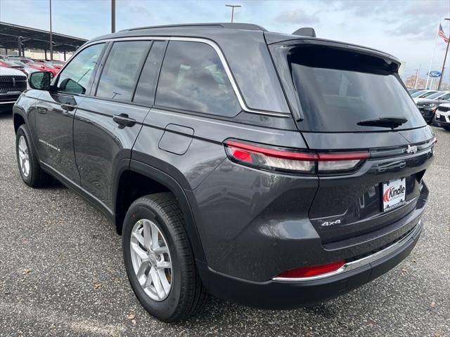 2025 Jeep Grand Cherokee Laredo X 4x4