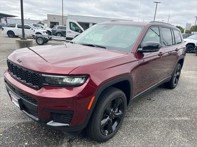 2025 Jeep Grand Cherokee Altitude X 4x4