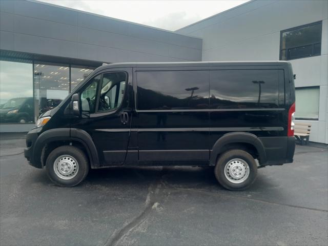 2026 Ram ProMaster Cargo Van Tradesman Low Roof 118" WB w/Pass Seat