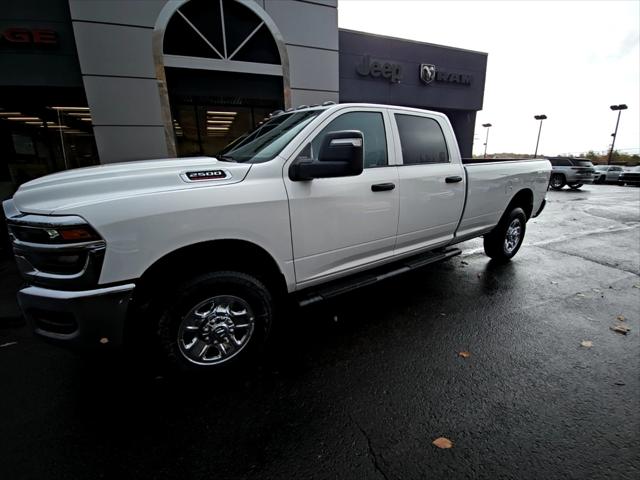 2026 RAM Ram 2500 RAM 2500 TRADESMAN CREW CAB 4X4 8 BOX