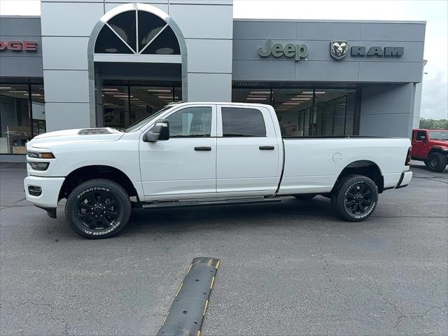 2026 RAM Ram 2500 RAM 2500 BLACK EXPRESS CREW CAB 4X4 8 BOX