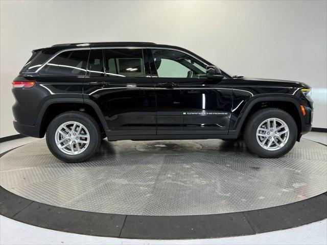 2025 Jeep Grand Cherokee GRAND CHEROKEE LAREDO X 4X4 2025 Jeep Grand Cherokee GRAND CHEROKEE LAREDO X 4X4