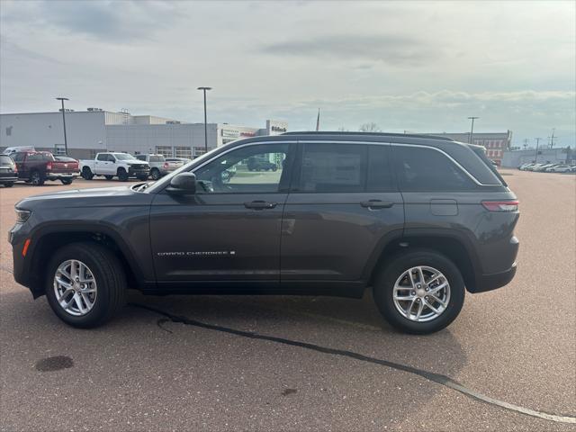 2025 Jeep Grand Cherokee GRAND CHEROKEE LAREDO X 4X4 2025 Jeep Grand Cherokee GRAND CHEROKEE LAREDO X 4X4