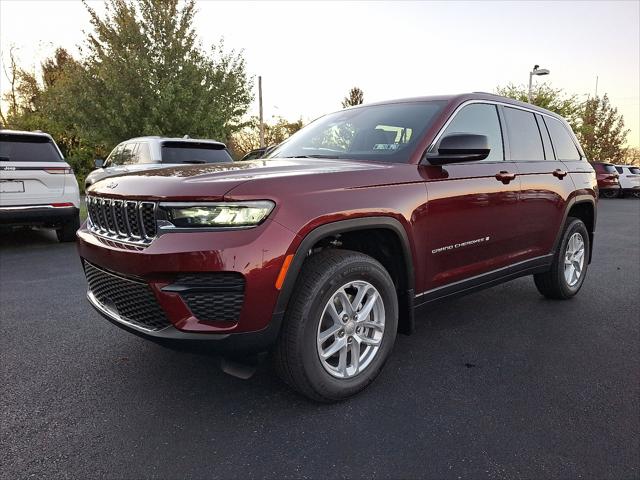 2025 Jeep Grand Cherokee GRAND CHEROKEE LAREDO X 4X4 2025 Jeep Grand Cherokee GRAND CHEROKEE LAREDO X 4X4