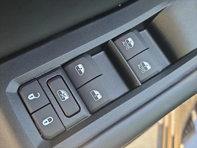 2025 Jeep Grand Cherokee Laredo X 4x4