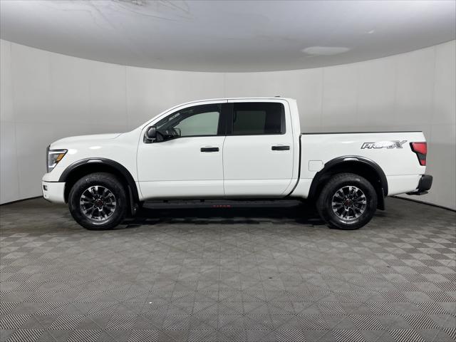 2024 Nissan TITAN Crew Cab PRO-4X 4x4 2024 Nissan TITAN Crew Cab PRO-4X 4x4