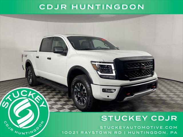 2024 Nissan TITAN Crew Cab PRO-4X 4x4 2024 Nissan TITAN Crew Cab PRO-4X 4x4