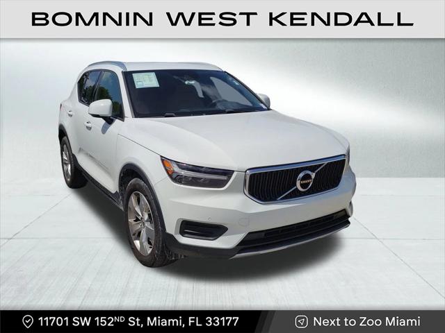 2020 Volvo XC40 T4 Momentum 2020 Volvo XC40 T4 Momentum