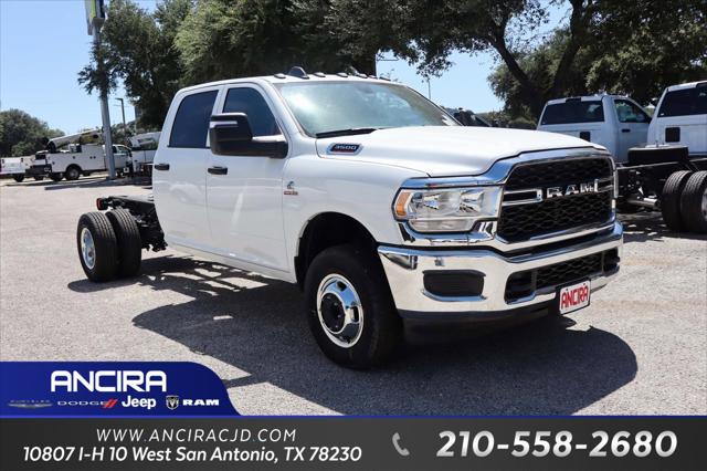 2024 RAM Ram 3500 Chassis Cab RAM 3500 TRADESMAN CREW CAB CHASSIS 4X2 60 CA